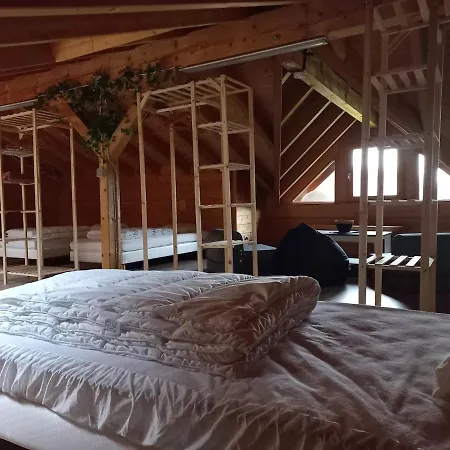 Le Du Chalet *